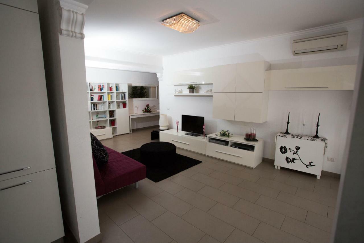 Appia Tourist Apartment Roma Ngoại thất bức ảnh