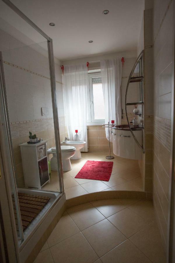 Appia Tourist Apartment Roma Ngoại thất bức ảnh